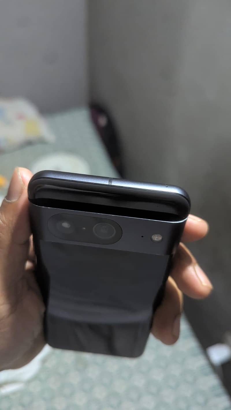 Google pixel 8 1