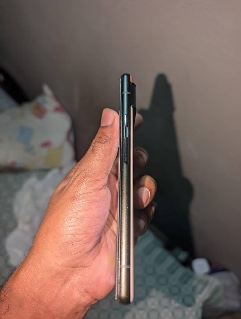 Google Pixel 6 5