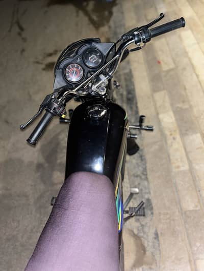 Honda cd 100cc for sale engine all ok koi kam nahi hai original hai