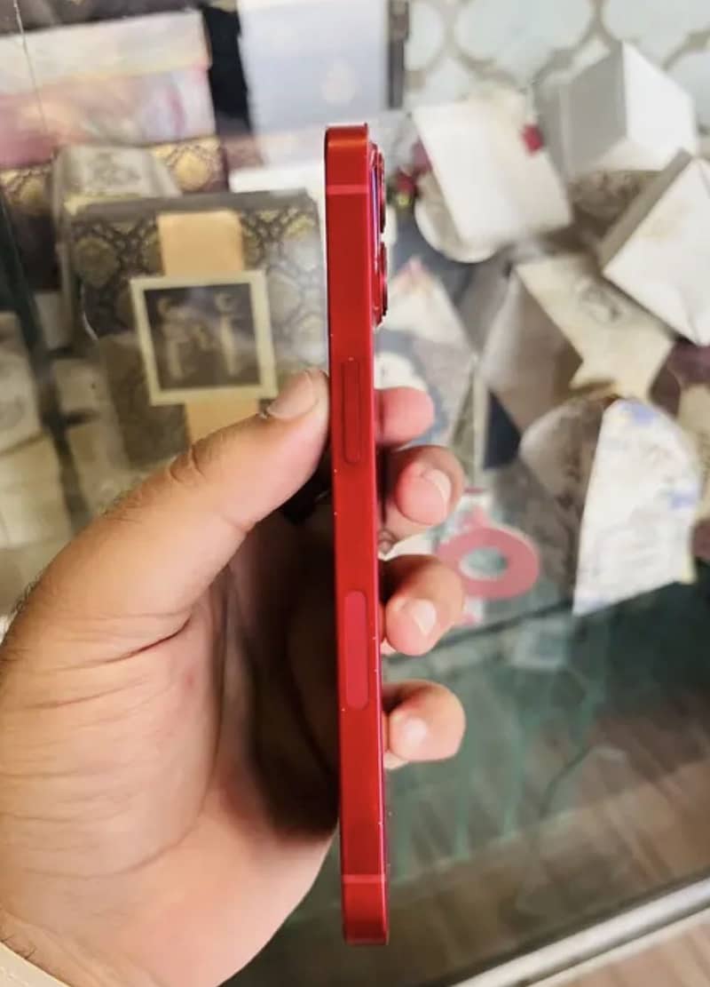 IPhone 13 1