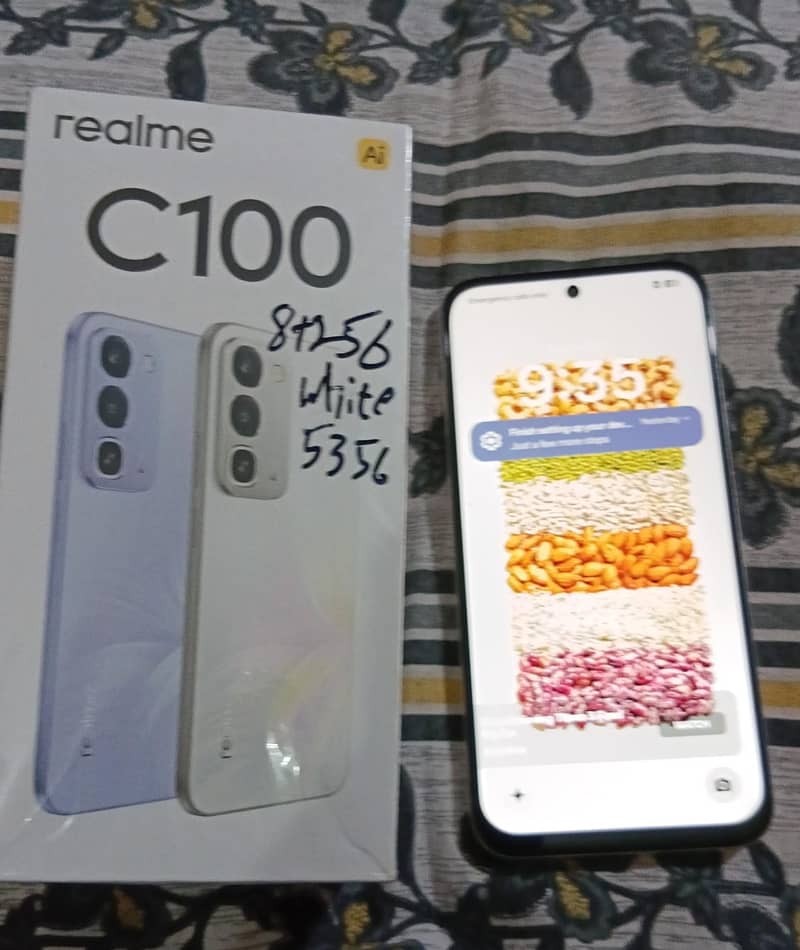 Realme C100 0