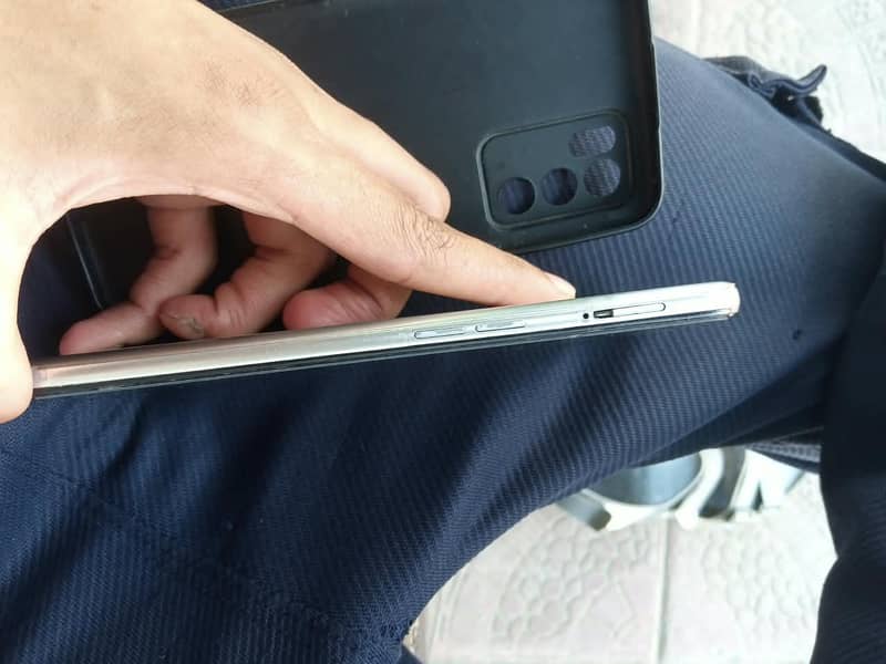 OPPO A16 2