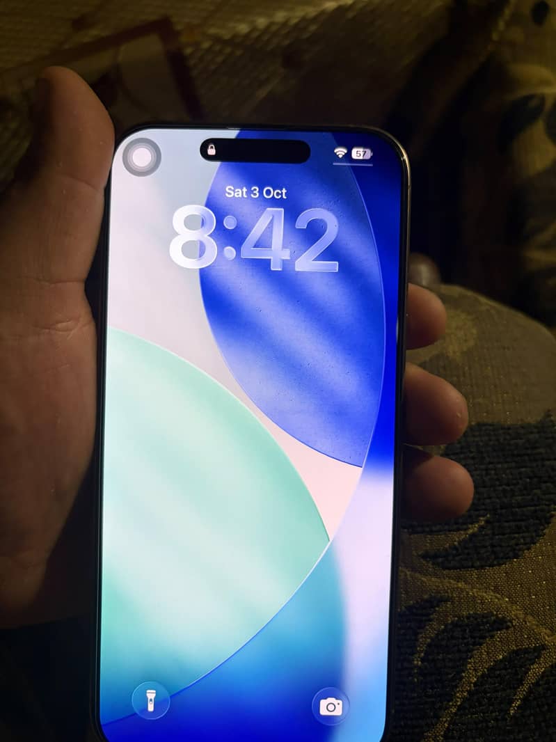 Apple iPhone 16 Pro Max 4