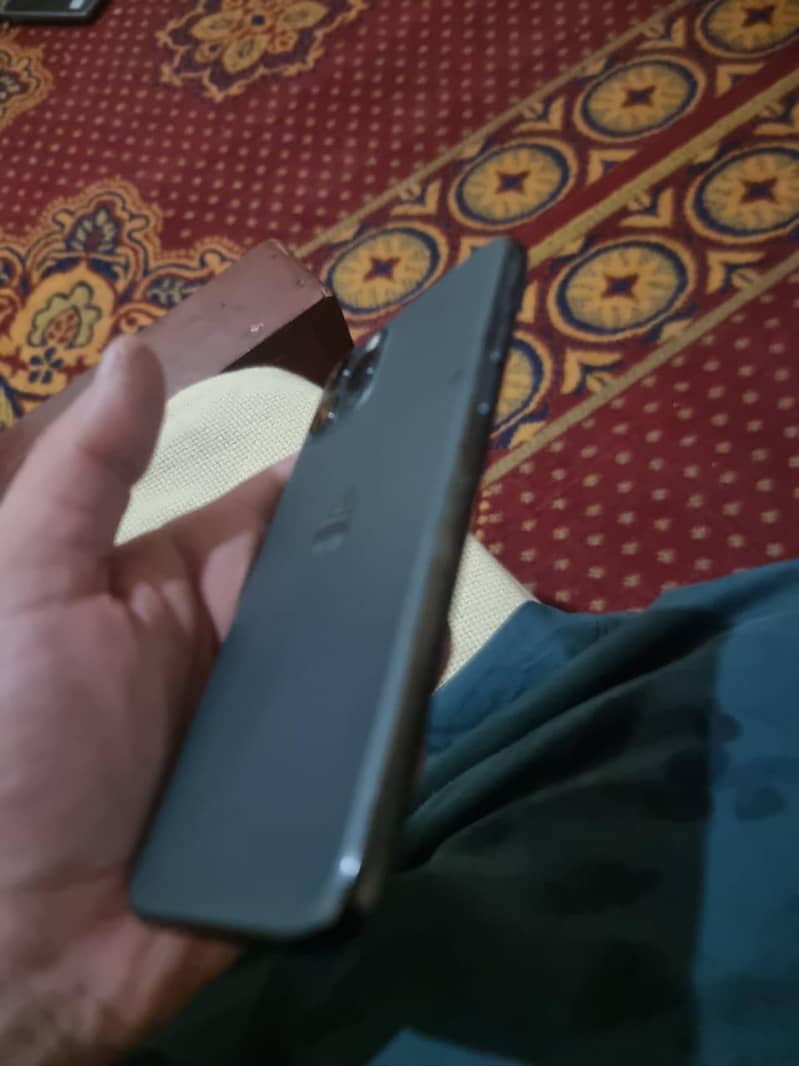 Apple iPhone 11 Pro 1