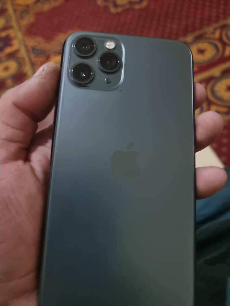Apple iPhone 11 Pro 2