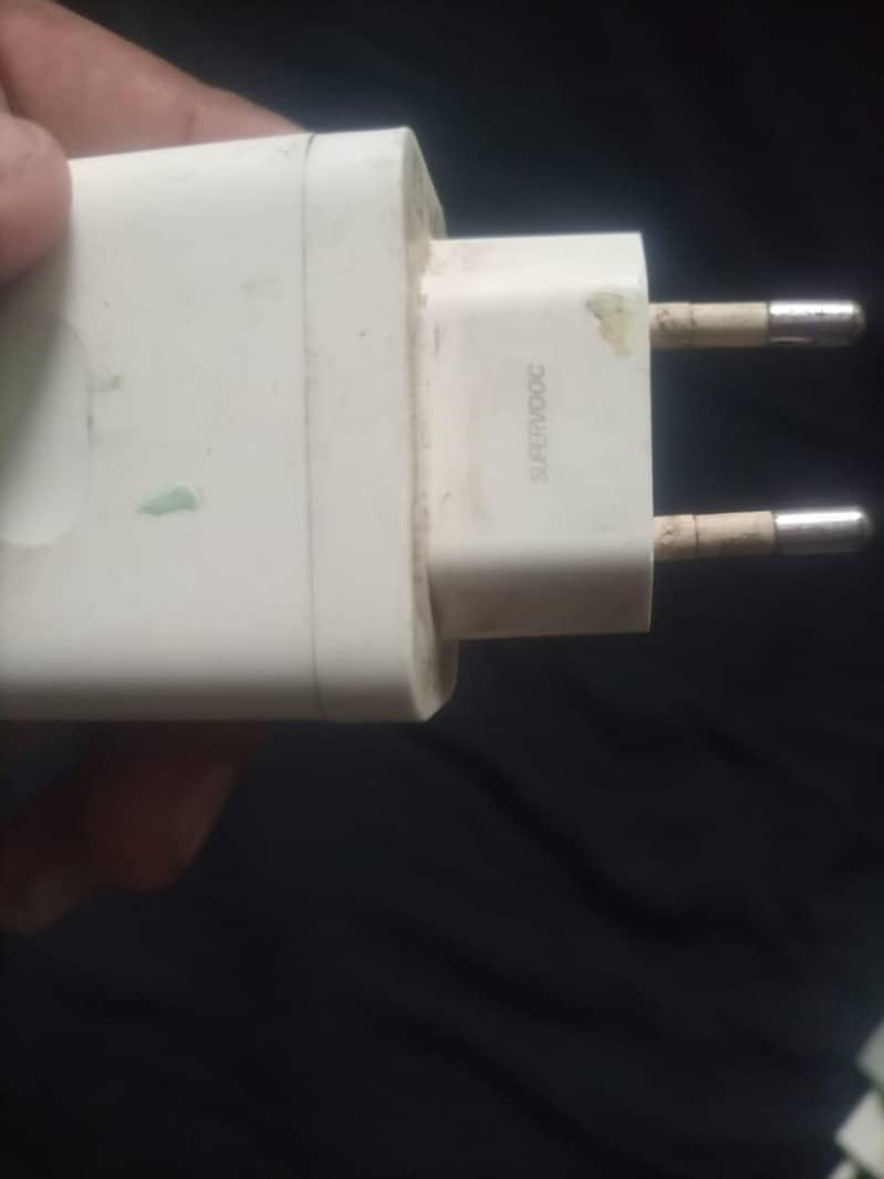 2 charger 4
