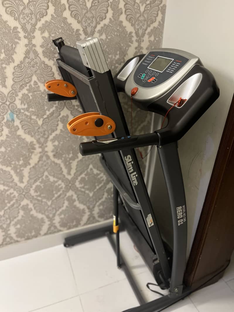 Slimline treadmill 5