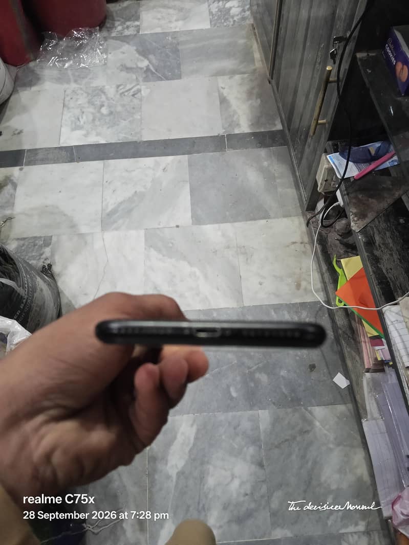 Apple iPhone 7 Plus 1