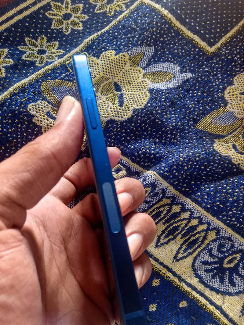 Apple iPhone 12 jv 3