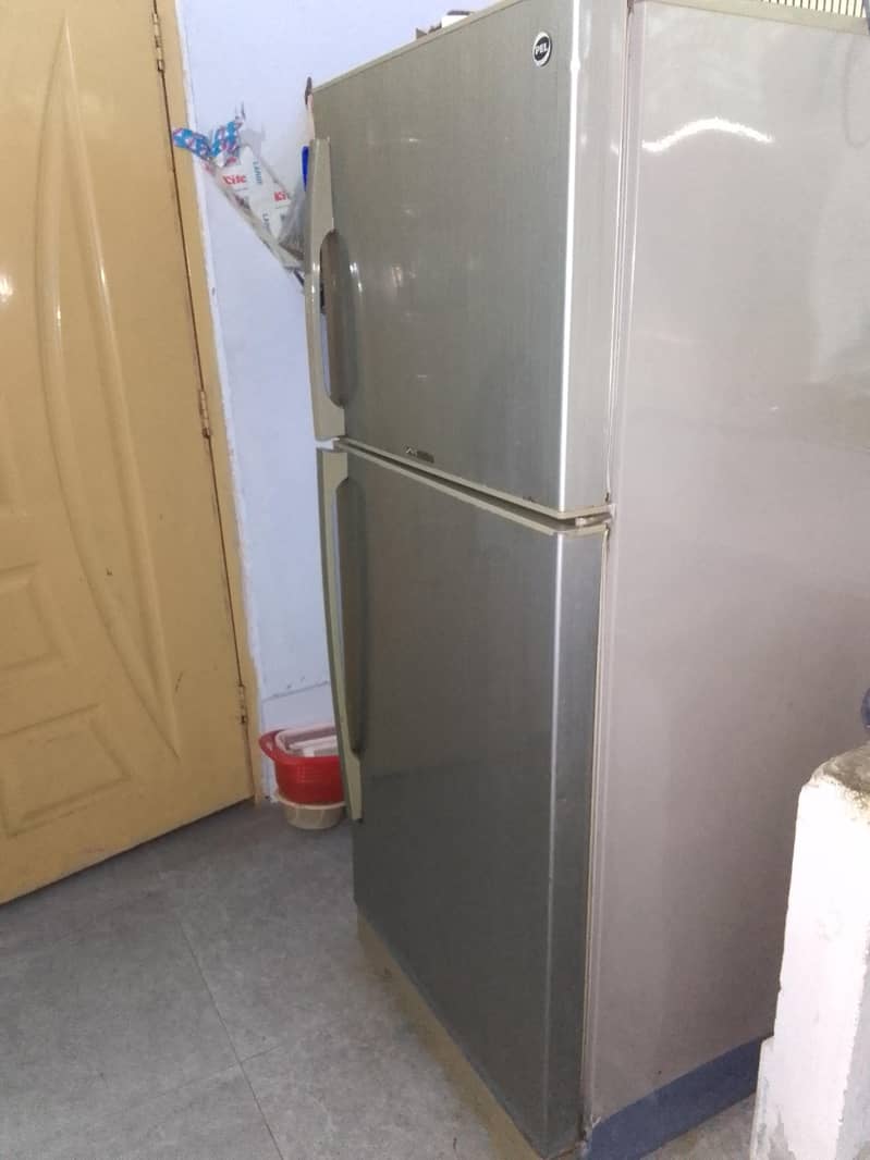 PEL Refrigrator 13 cft 4
