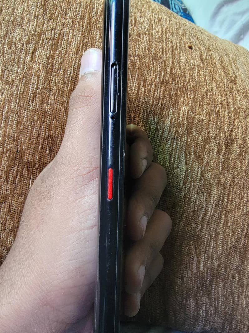 Tecno Pova 2
