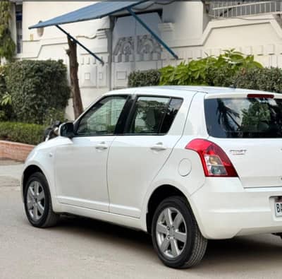 Suzuki Swift 2013