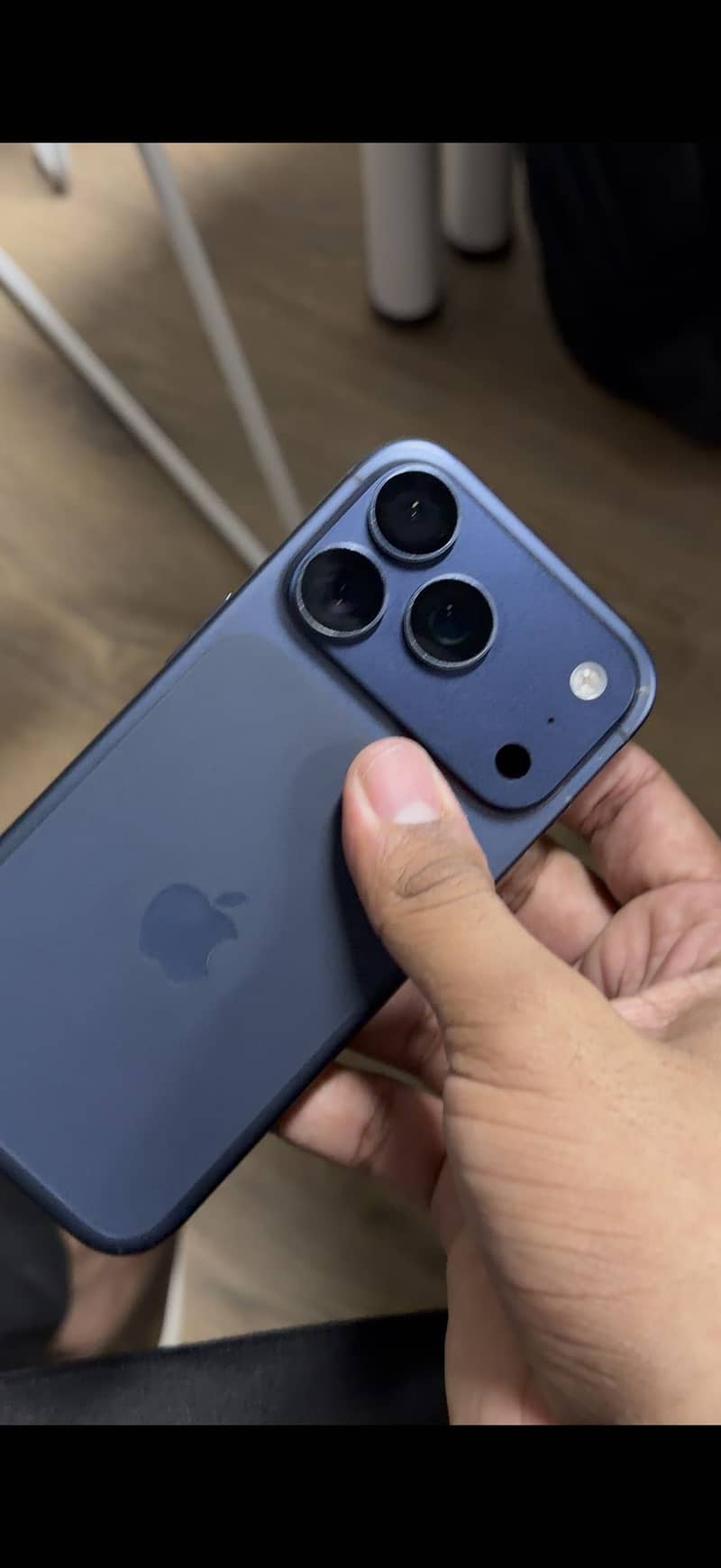 Apple iPhone 17 Pro 4