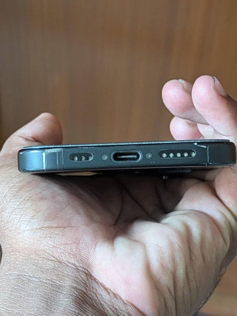 Apple iPhone 15 3