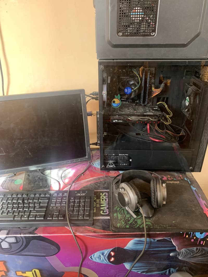 Gaming Setup…! 3
