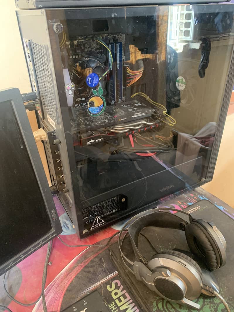 Gaming Setup…! 4
