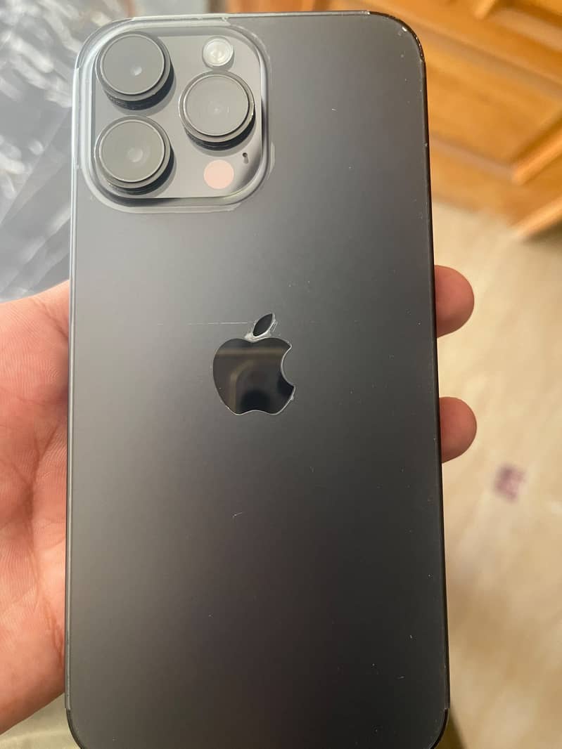Apple iPhone 14 Pro Max 3