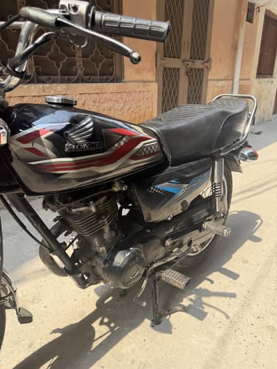 Honda 125 urgent sale