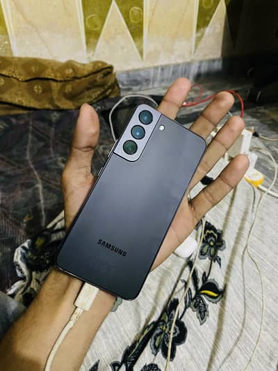 Samsung S22