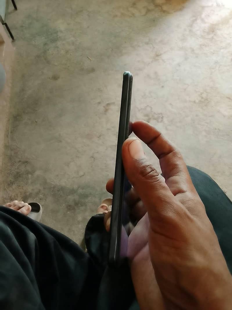 Vivo V21 2
