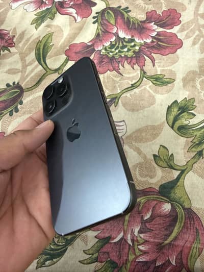 Apple iPhone 15 Pro