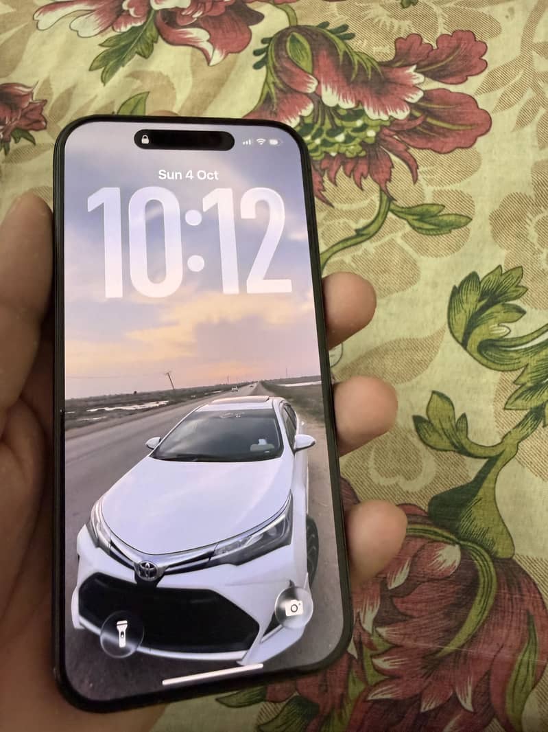Apple iPhone 15 Pro 1