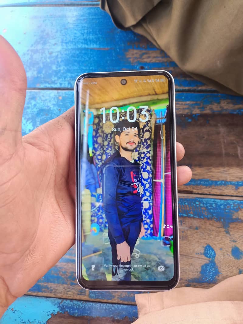 Tecno SPARK 30C 3