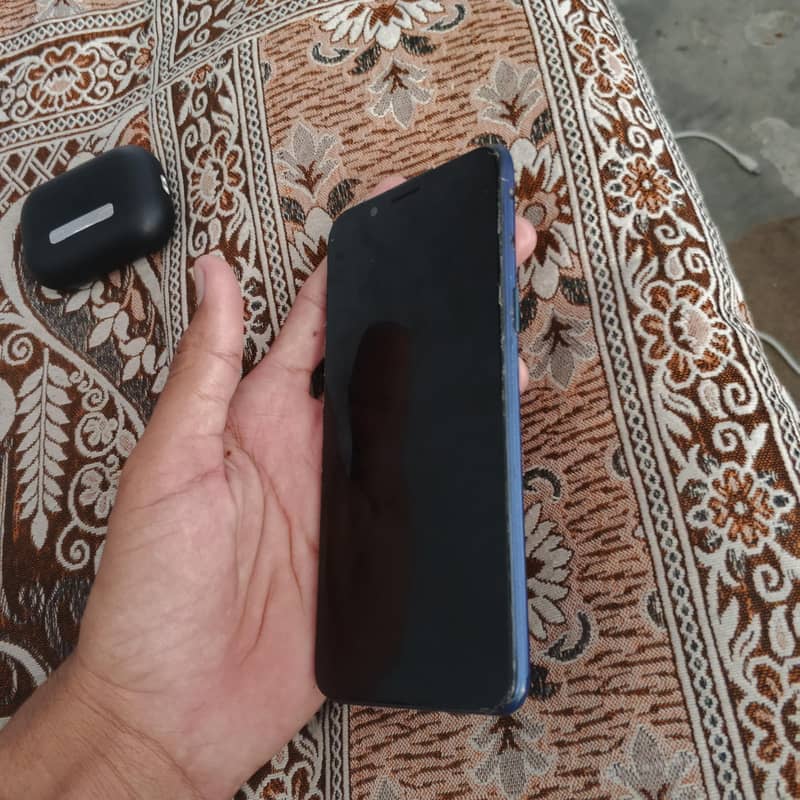 OPPO A83 1