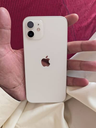 Apple iPhone 12