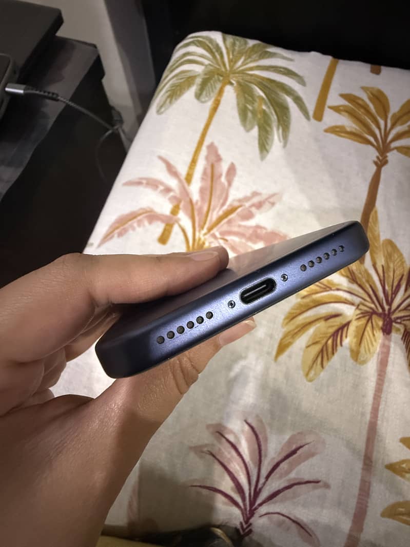 Apple iPhone 17 Pro Max 5