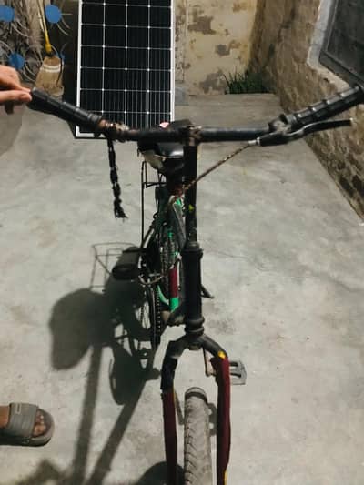 Gear Wali bicycle for sale in single frame  (cycle condition 10/8)