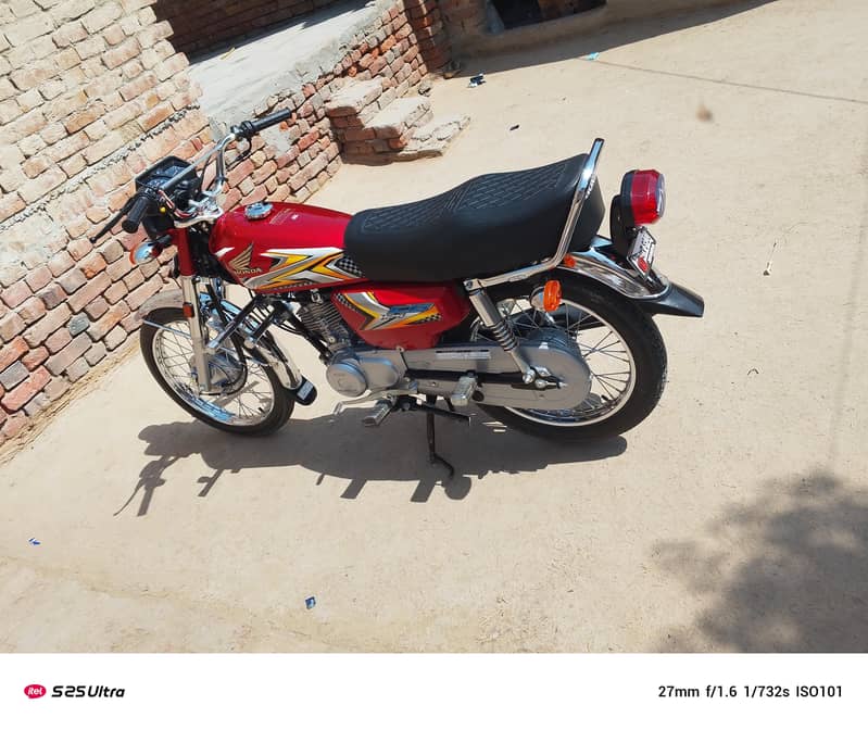 CG125 4