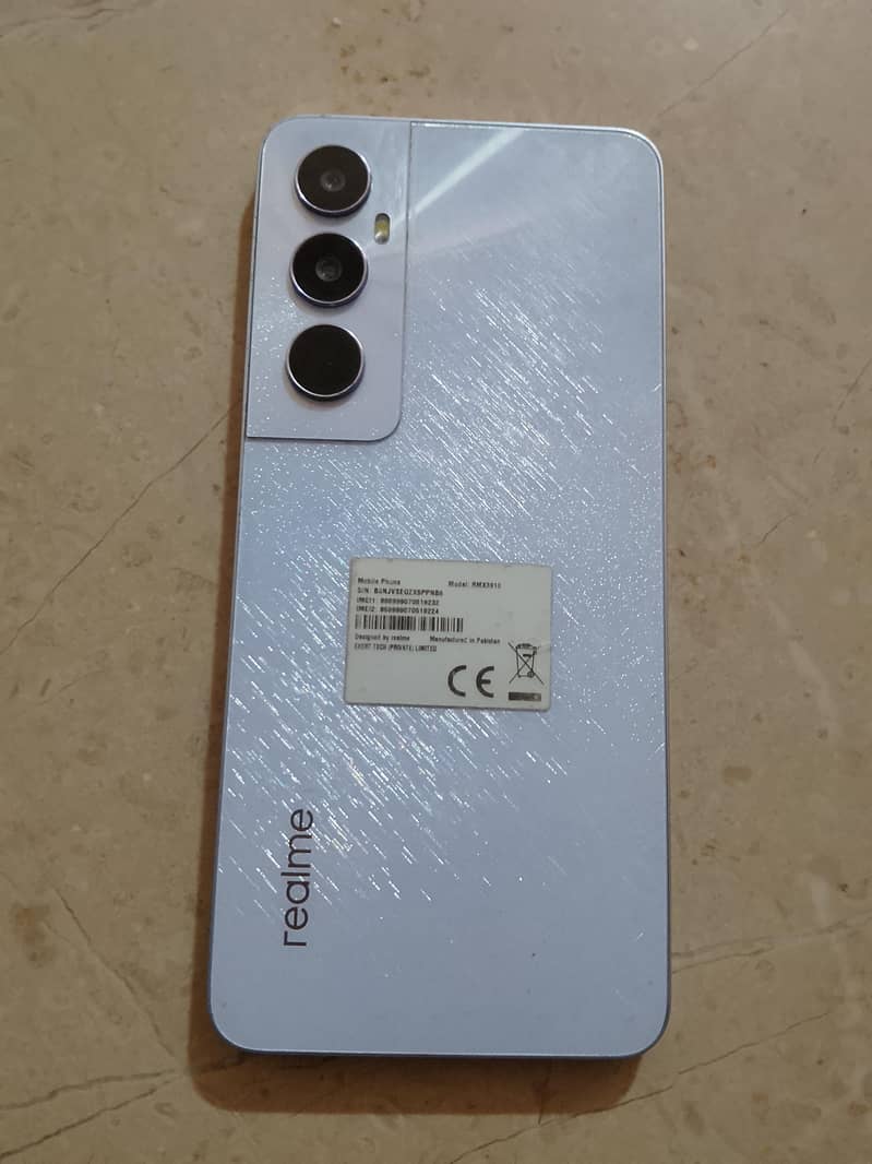 Realme C65 1