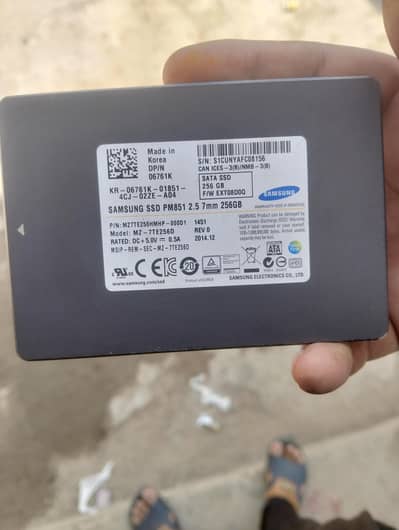SS hard drive 256gb Samsung
