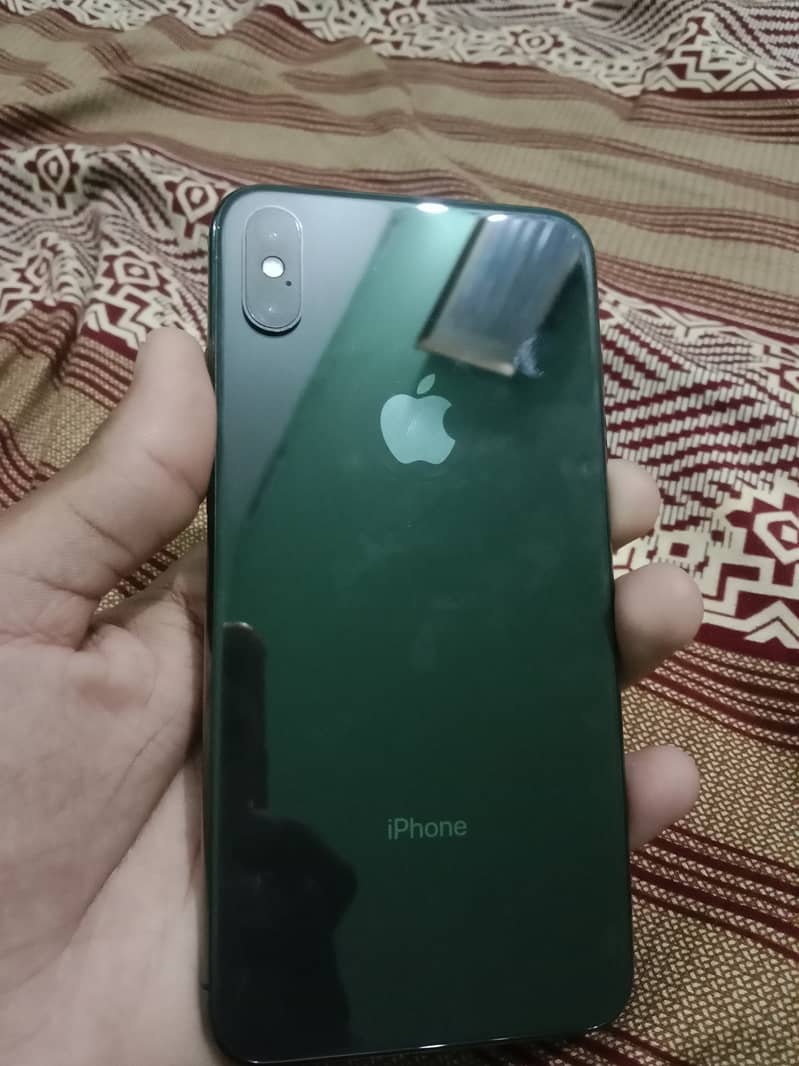 Apple iPhone XS Max 5