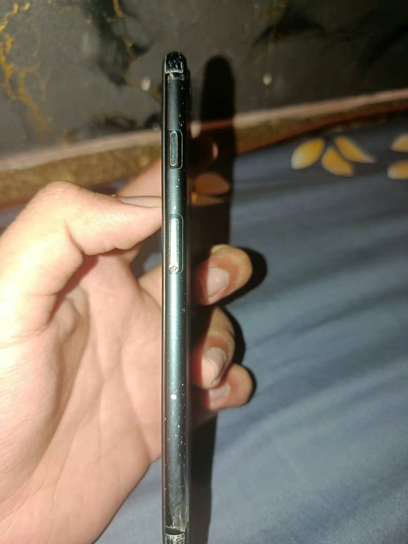 Apple iPhone 7 Plus 5