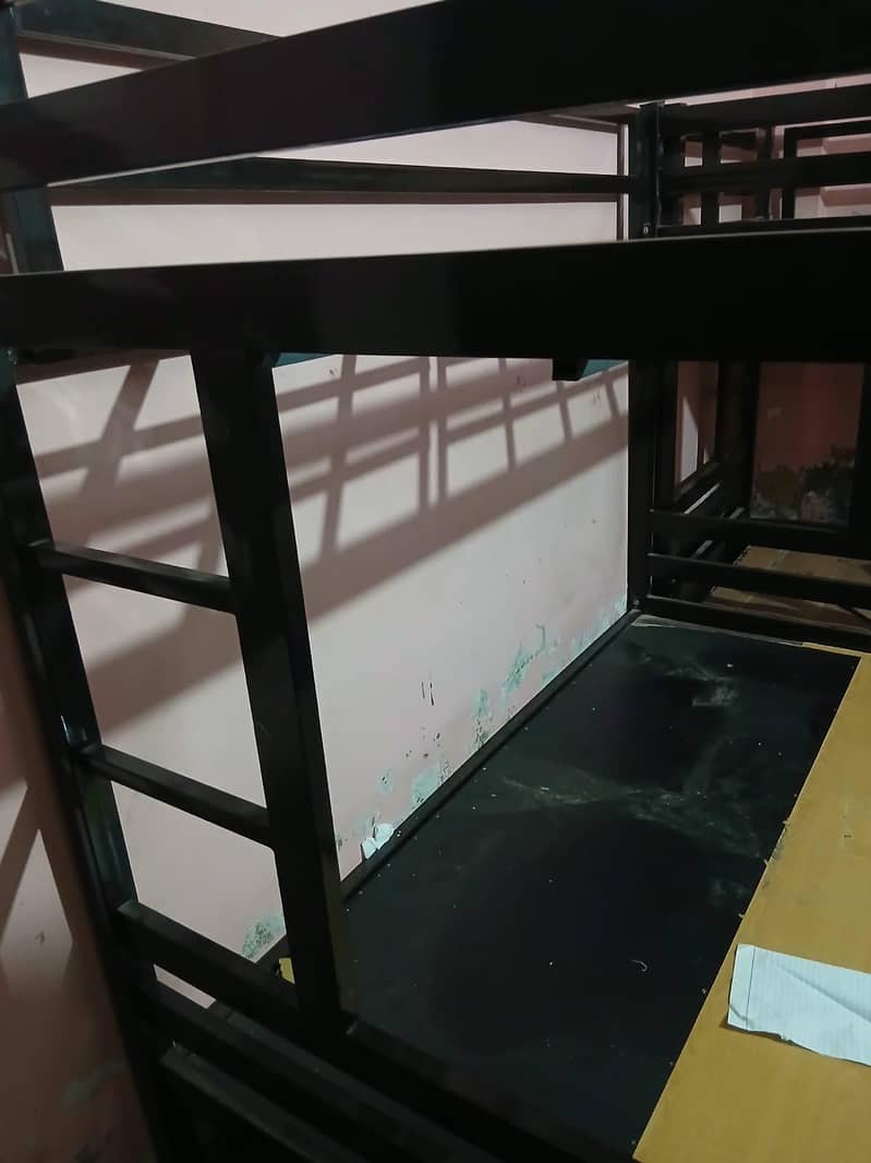 Bunker Bed / Double-Decker 1