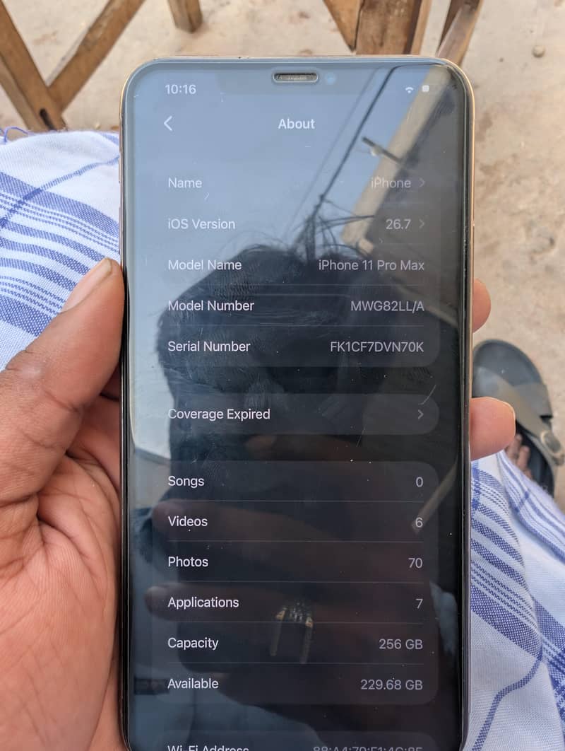 Apple iPhone 11 Pro Max 8