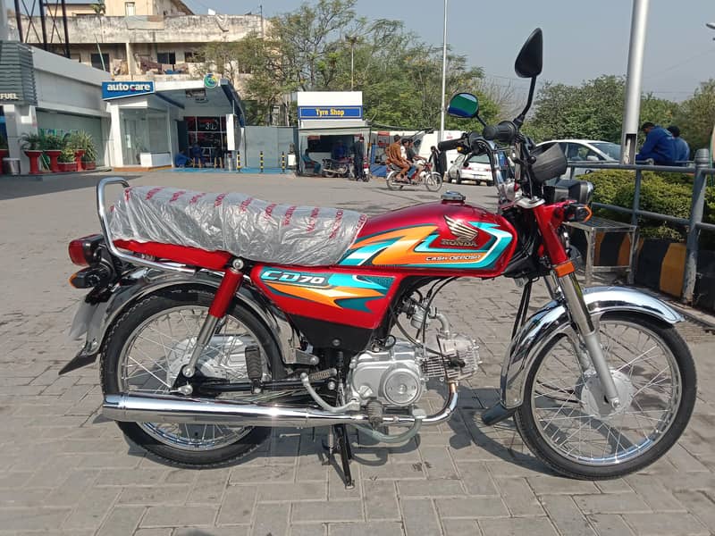Honda CD-70 5