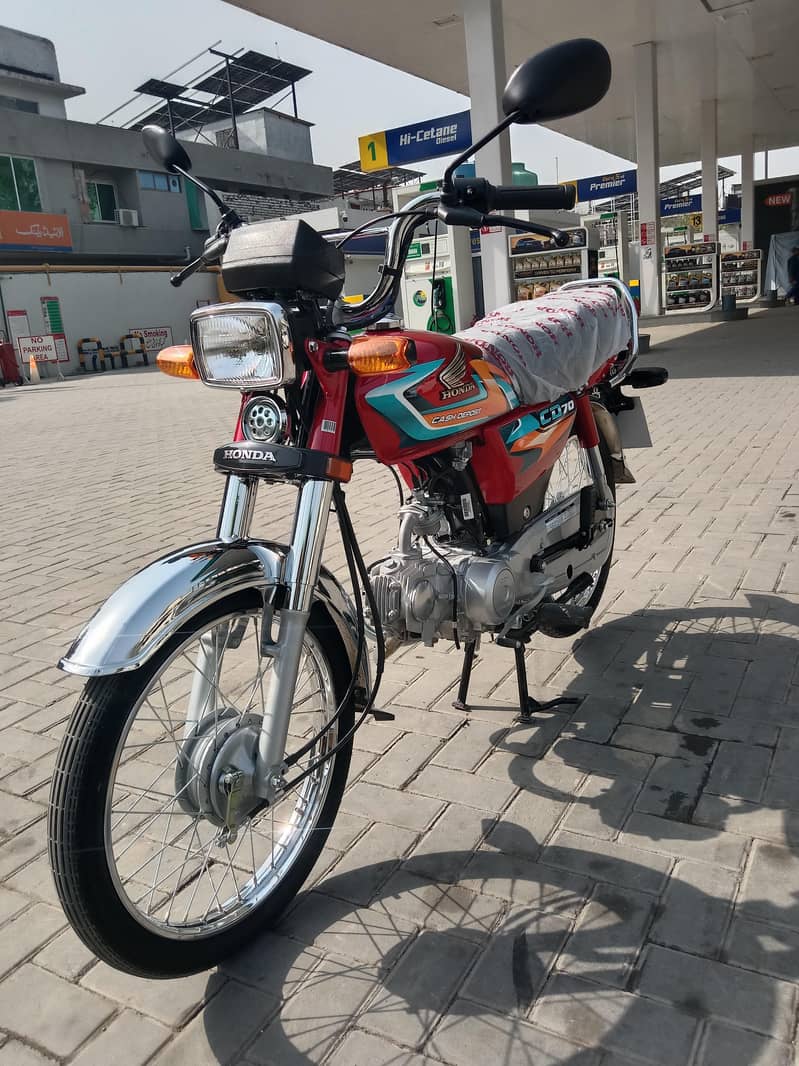 Honda CD-70 6