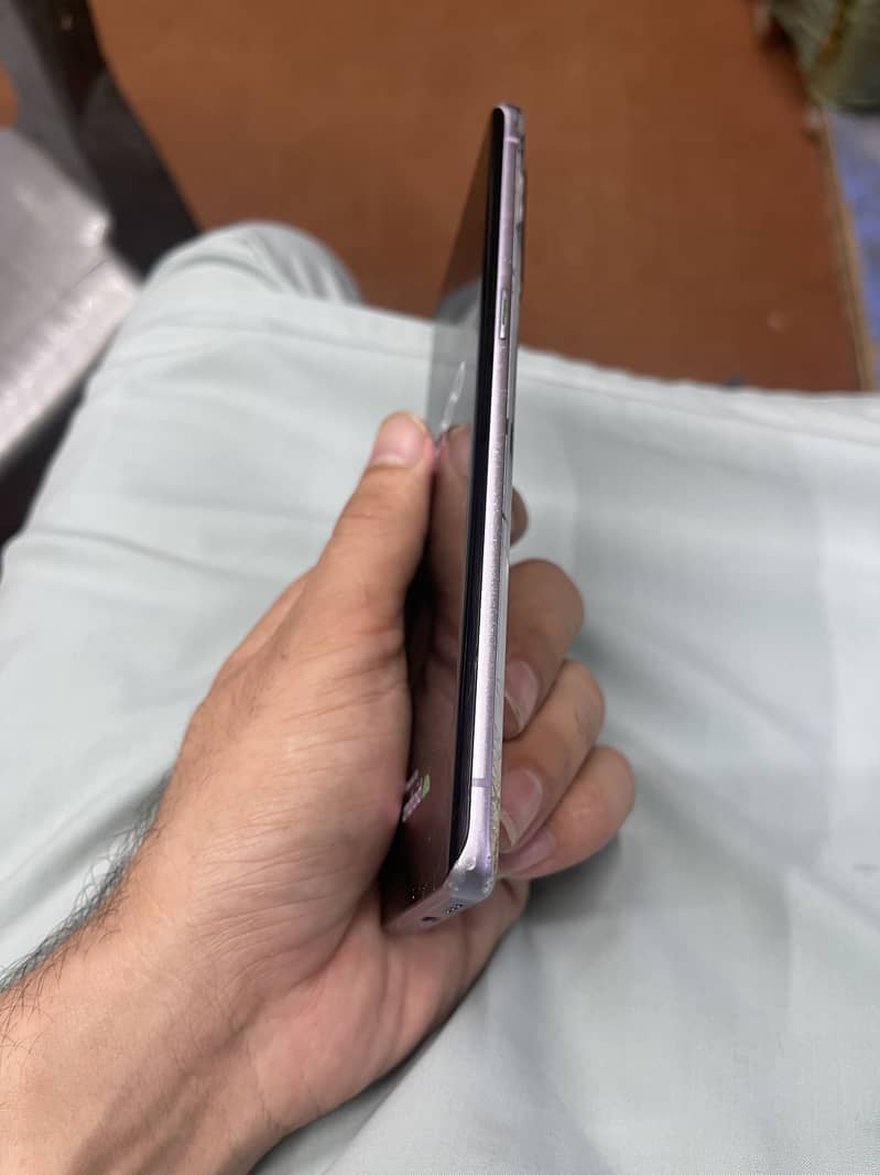 OPPO Reno 5g 4