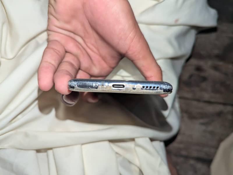 One Plus 7 Pro 5