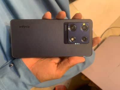 Infinix Note 30