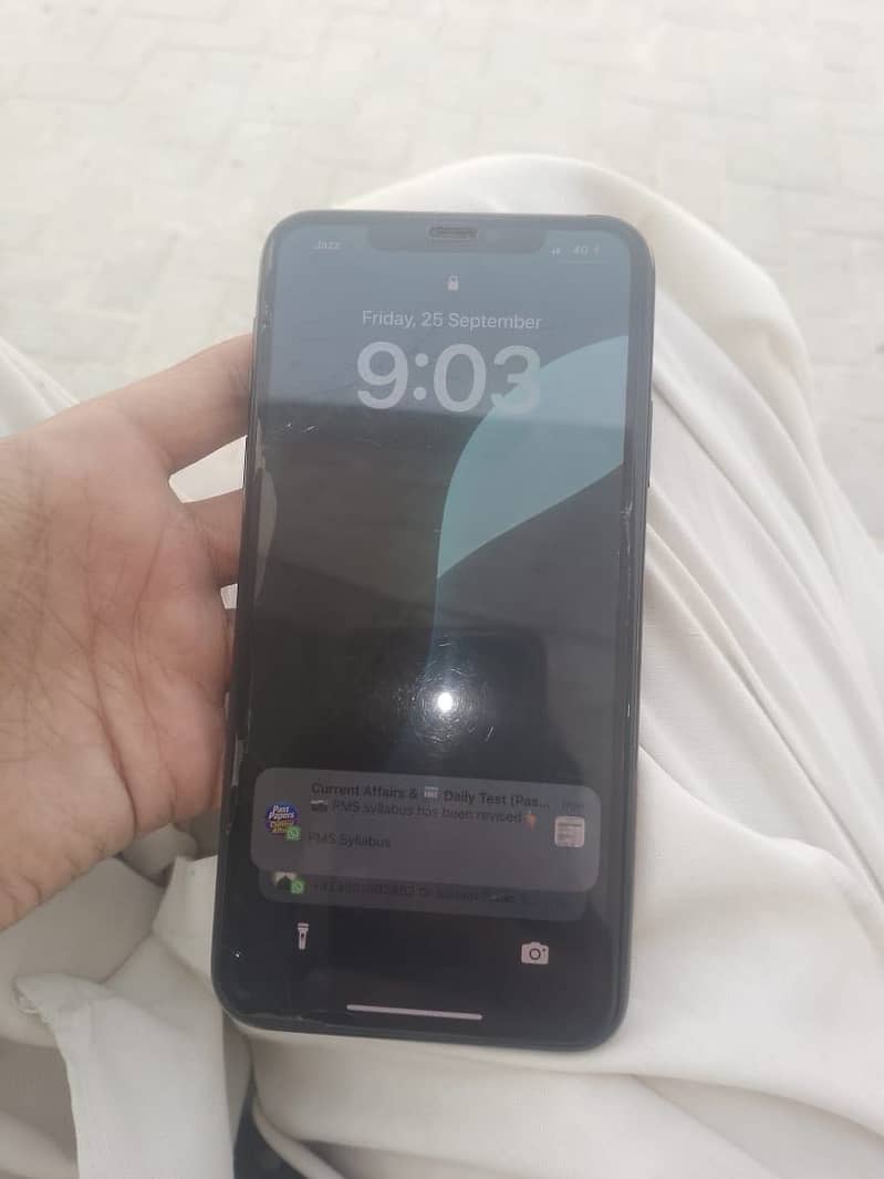 Apple iPhone 11 Pro Max 0