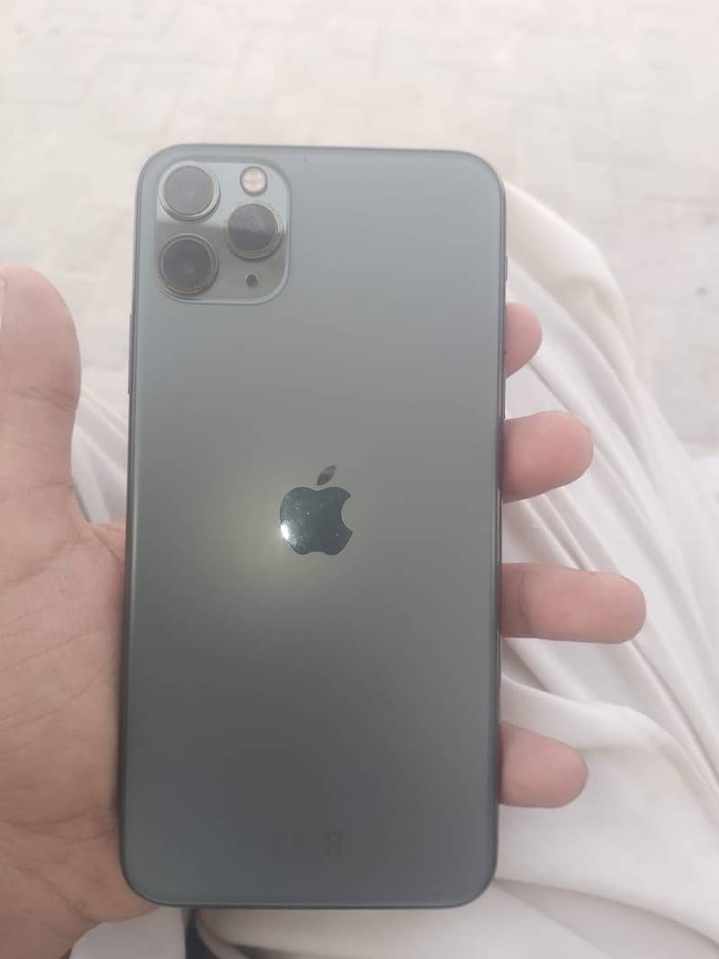 Apple iPhone 11 Pro Max 1