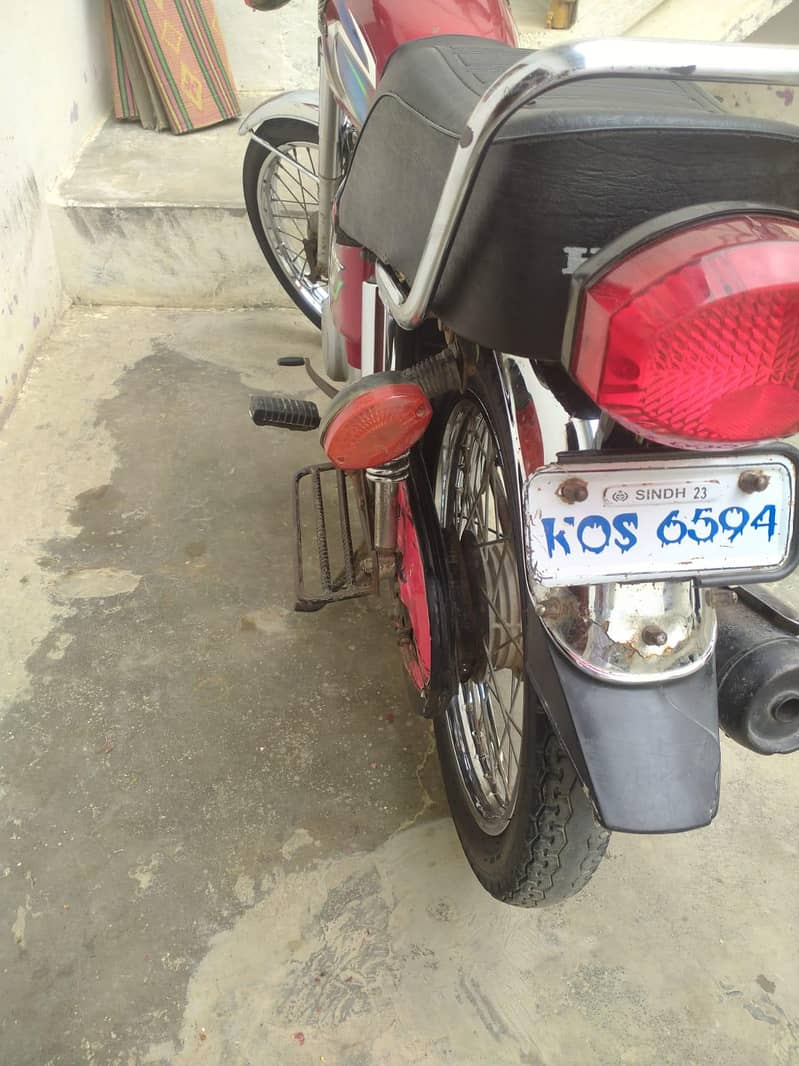 125cG 3