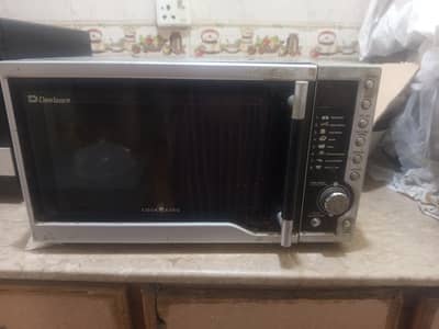 Microwave oven