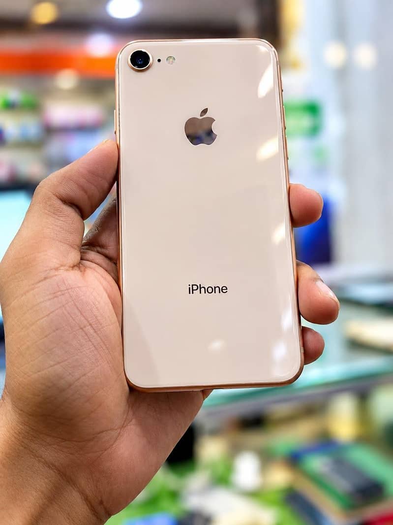 Apple iPhone 8 0