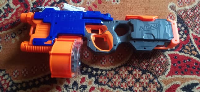nerfgun hypershot elite 1 month used