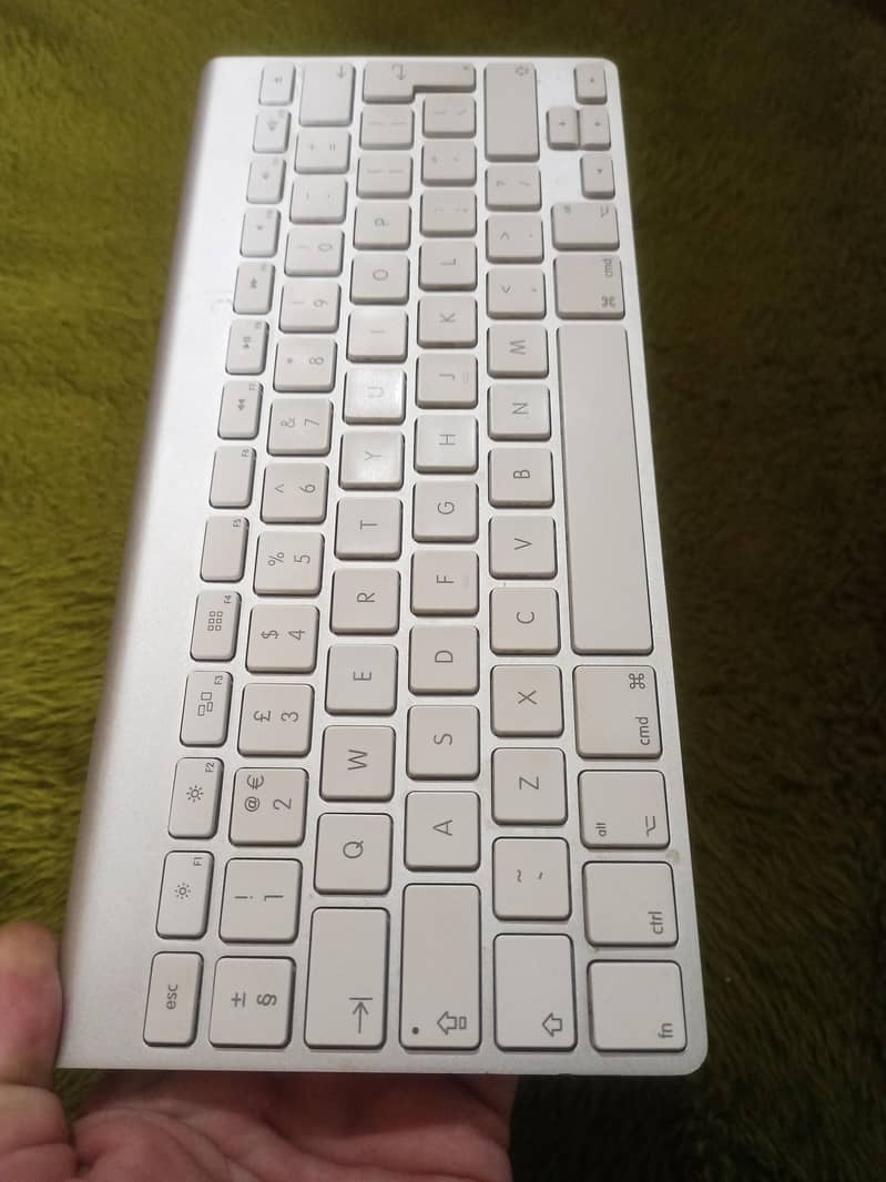 Orignal Apple Bluetooth Wireless Keyboard 2